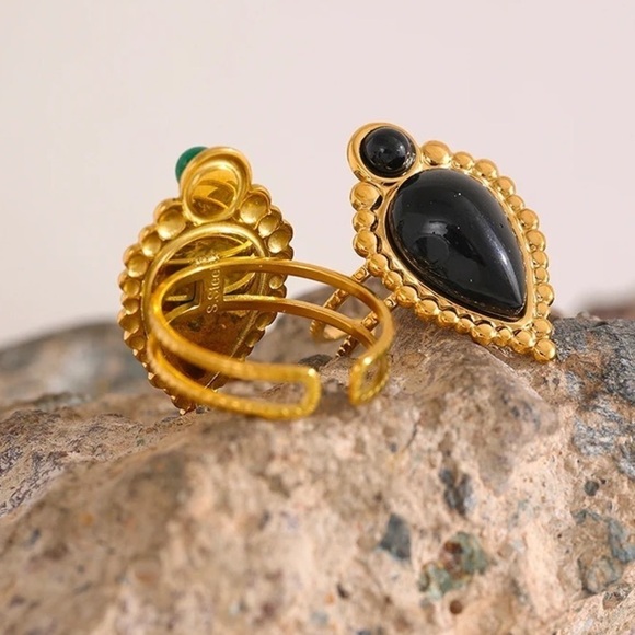 18K Gold Plated *Vintage Black Natural Stone Ring - Picture 4 of 8